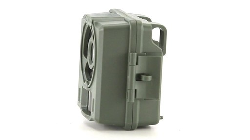 Primos Bullet Proof 2 Trail/Game Camera 8MP 360 View - image 10 from the video